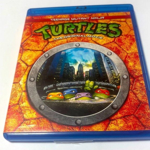 Teenage Mutant Ninja Turtles- The Original Movie. Blu-Ray. New Line Cinema - Picture 1 of 3